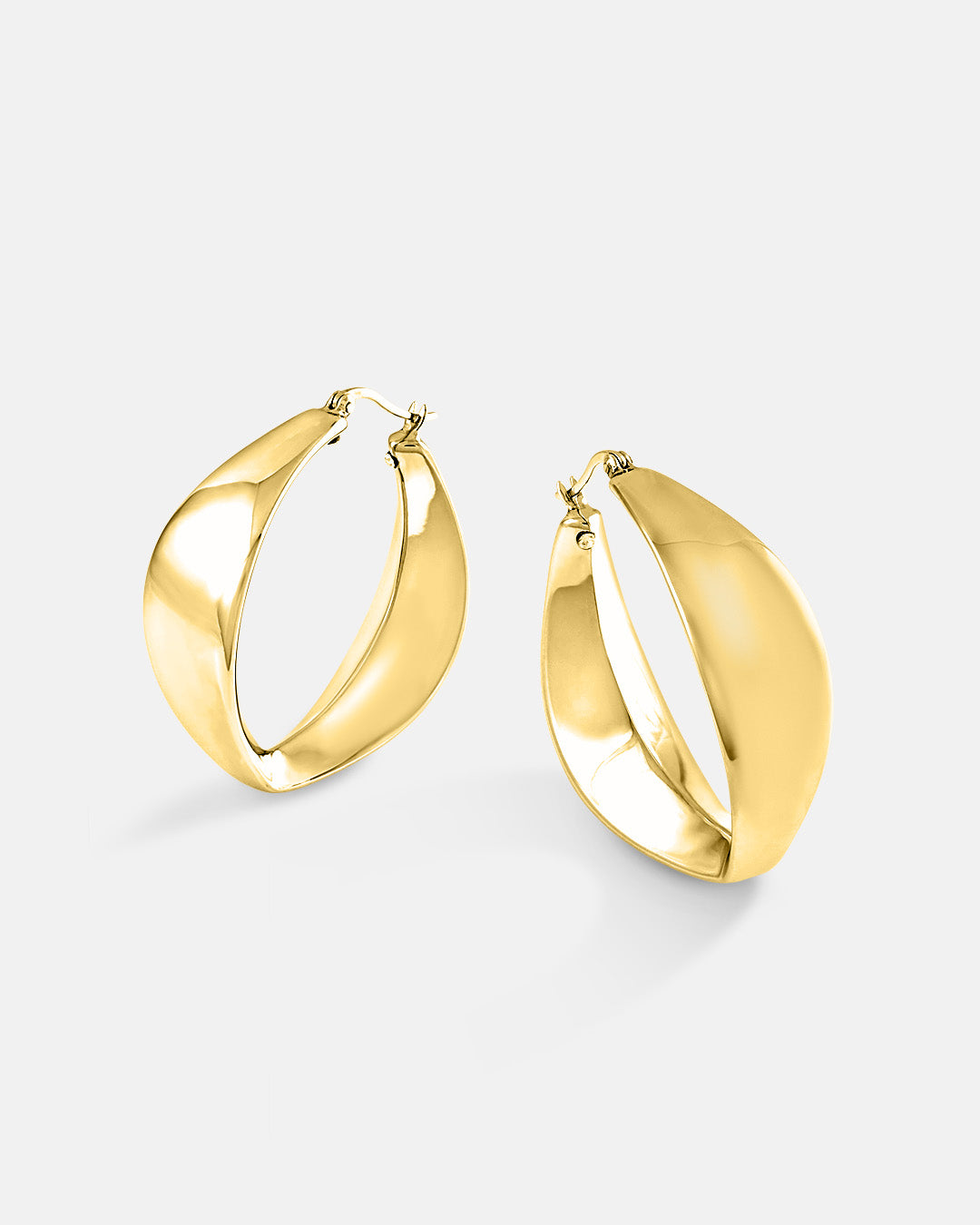 This is the product picture of chunky hoop earrings plated in gold in sterling silver material