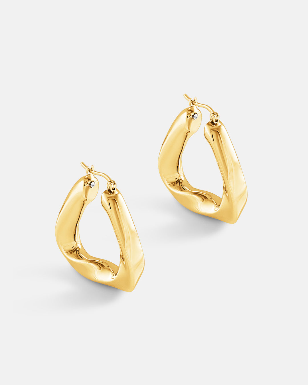 This is the product picture of a triangular twisted chunky hoop earrings plated in gold in sterling silver material